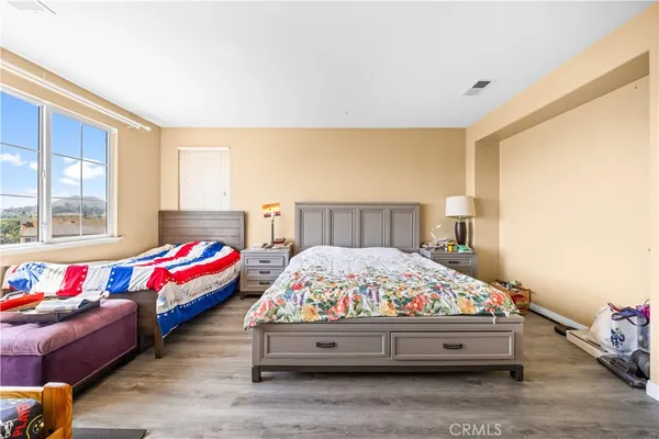 $999,000 | 7342 Excelsior Drive, Eastvale, CA 92880