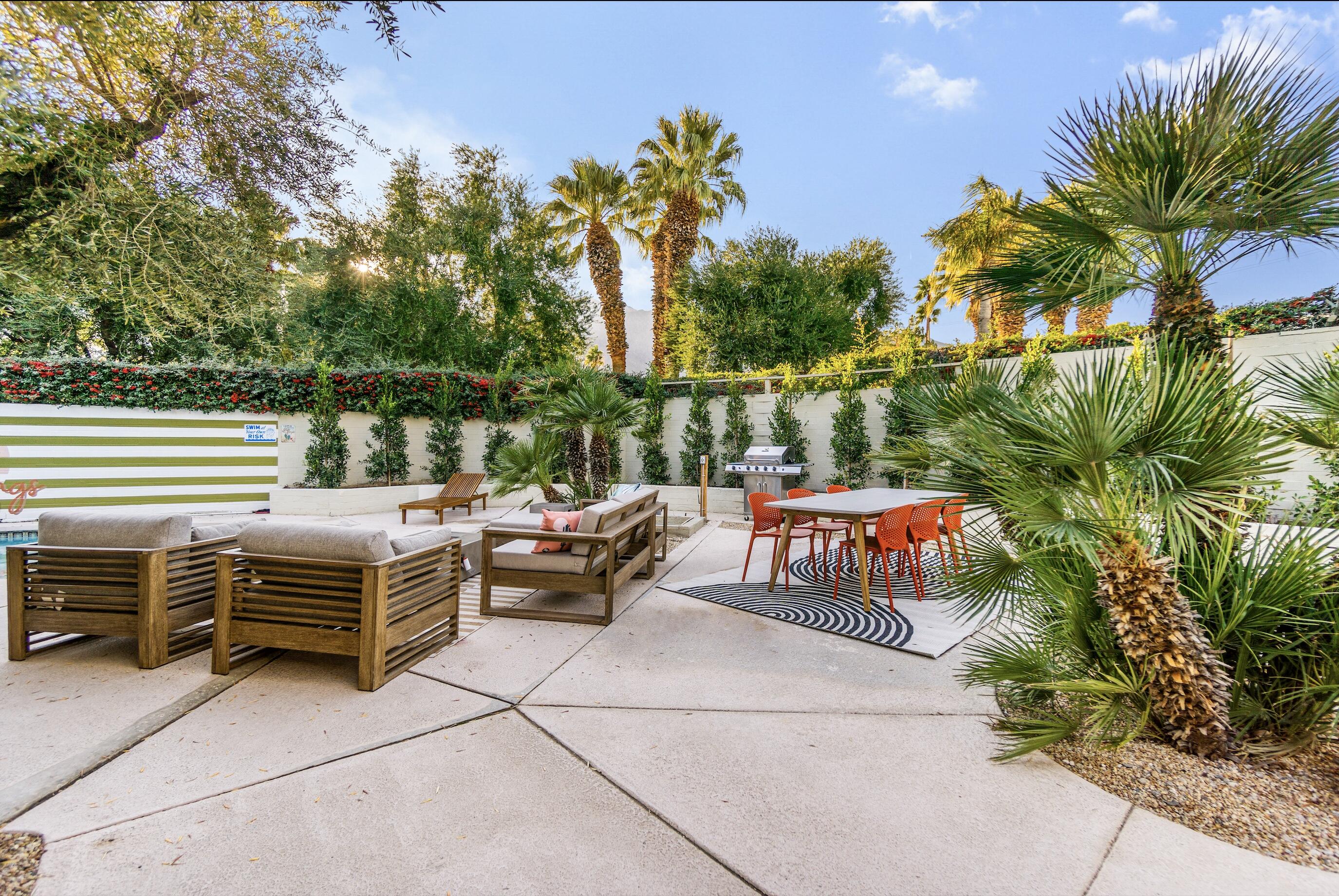 130 West Racquet Club Road, Unit 308 Palm Springs, CA 92262 - Photo 41 of 47 Private Yard / Pool