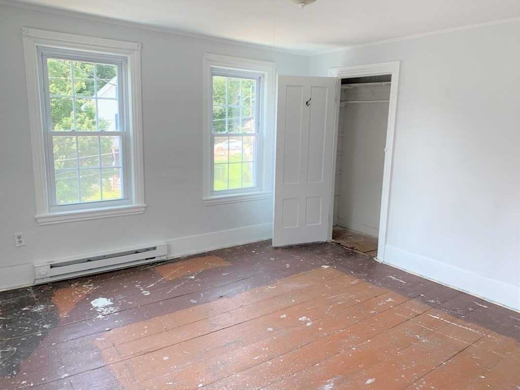 35-41 Whitehall Road Amesbury, MA 01913 - Photo 10 of 37 Gallery Image 10