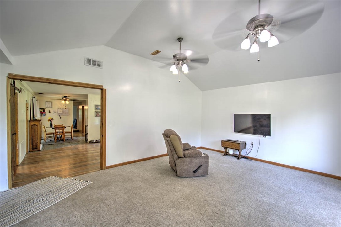3560 Doneta Avenue Decatur, IL 62526 - Photo 5 of 25