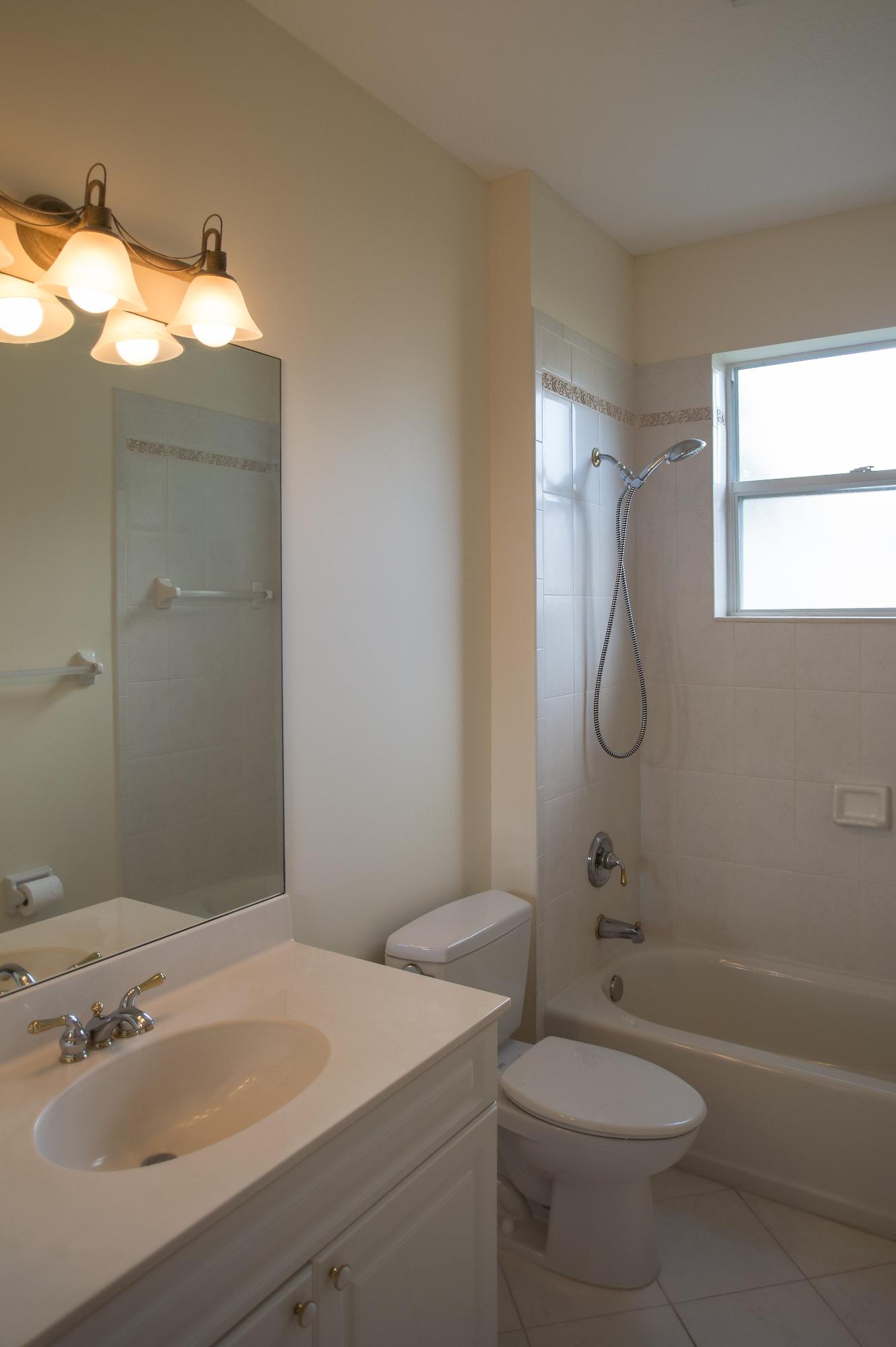 18928 Southeast Loxahatchee River Road Jupiter, FL 33458 - Photo 27 of 33 bath 2