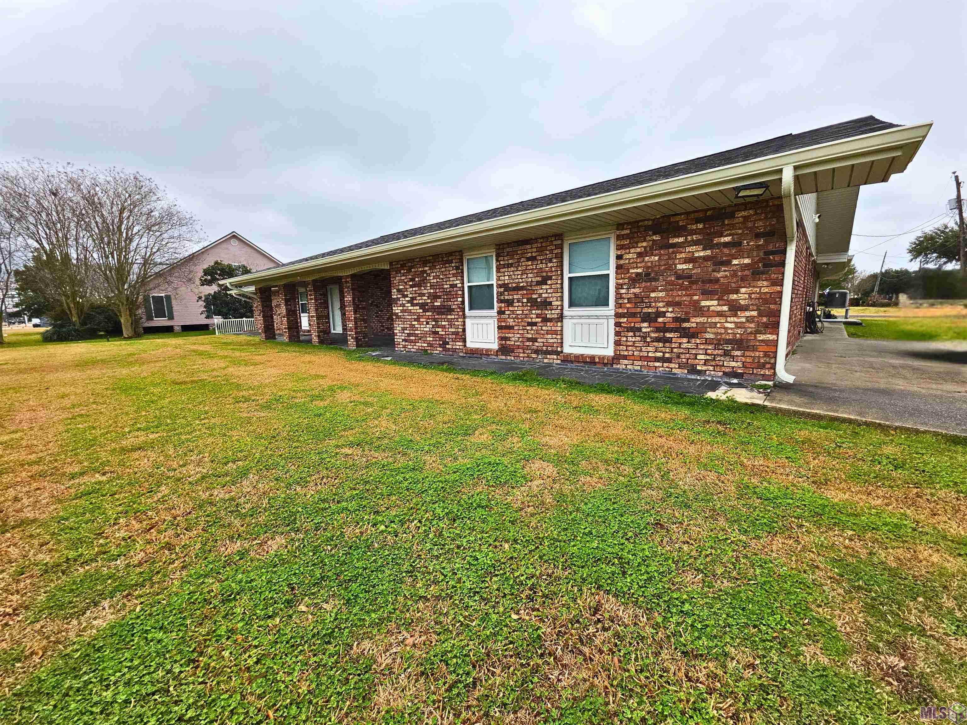 107 West 109th Street Cut Off, LA 70345 - Photo 3 of 49