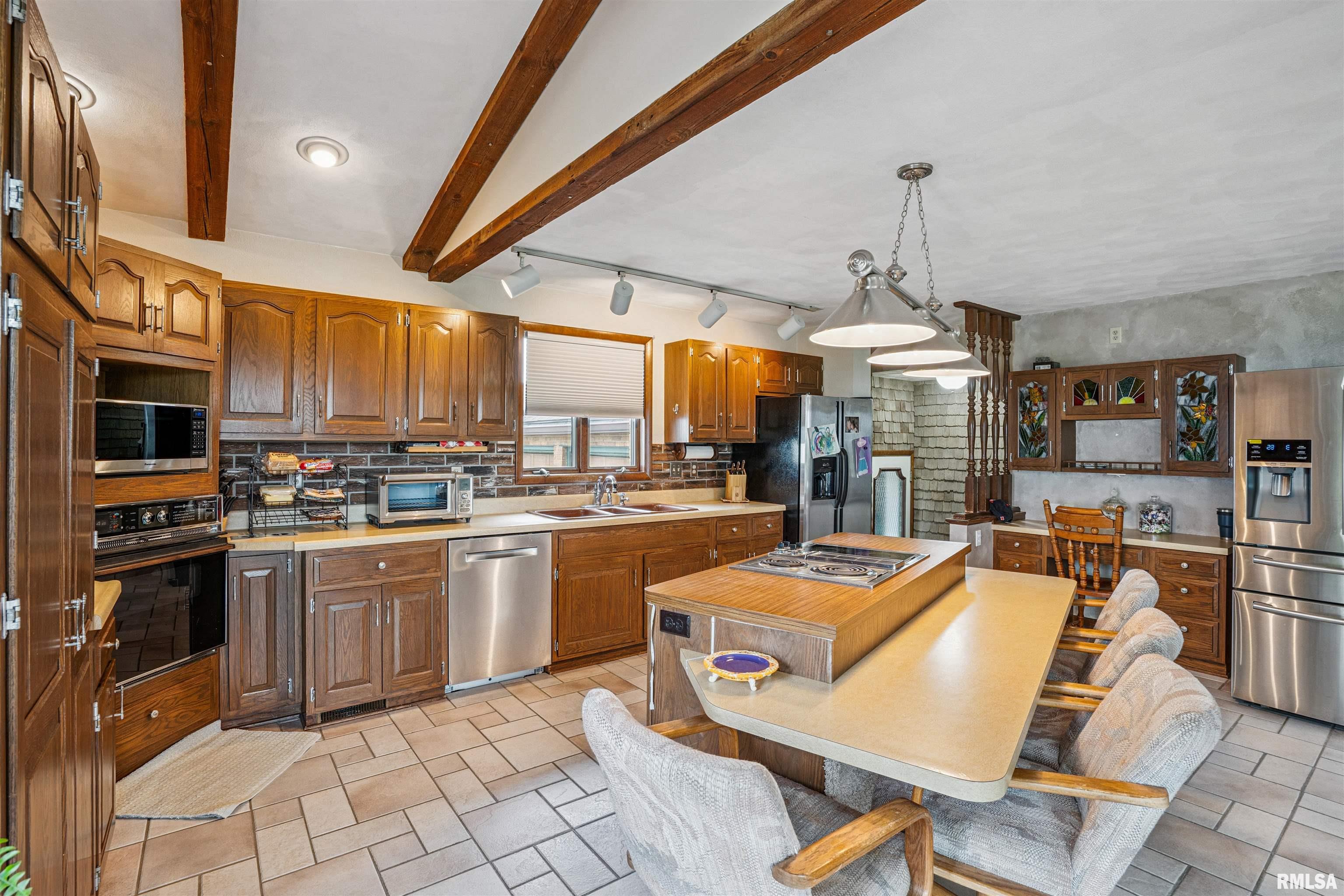 29574 Seyller Road Prophetstown, IL 61277 - Photo 8 of 42 Gallery Image 8