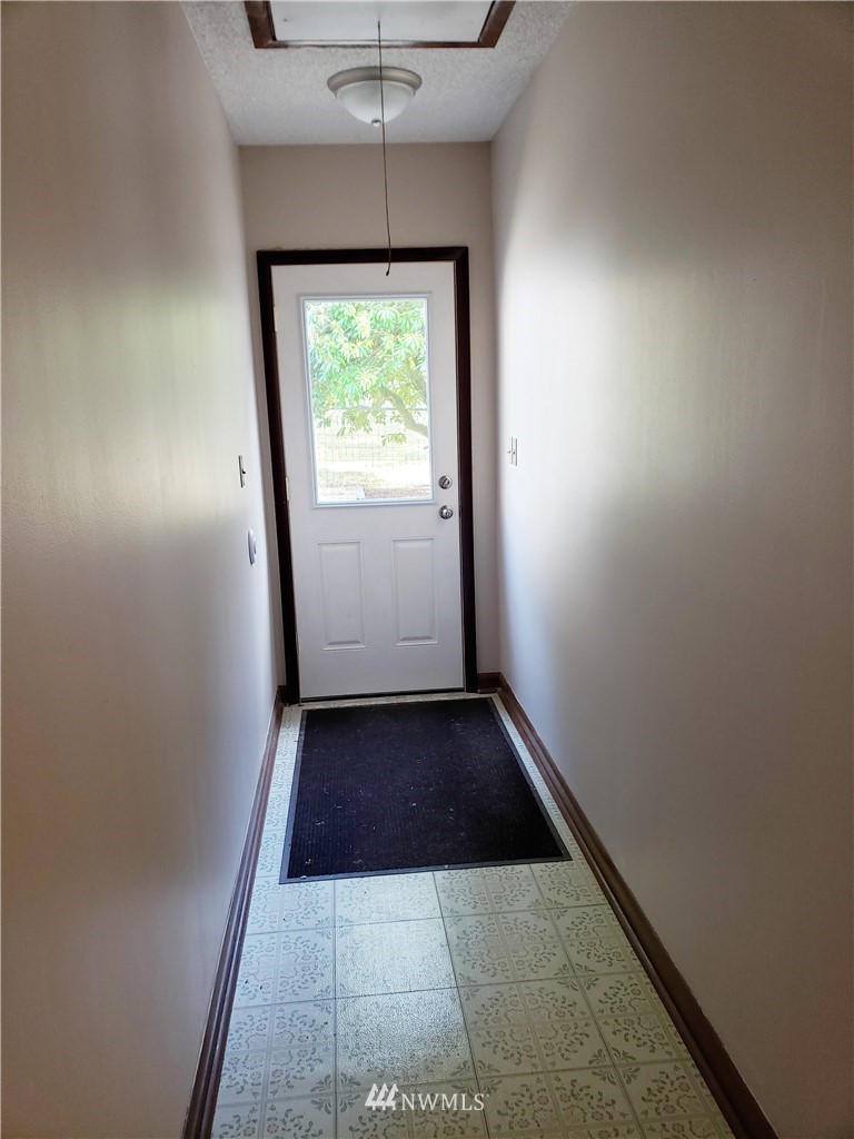 4108 Petersville Road Northeast Bremerton, WA 98310 - Photo 15 of 29 Gallery Image 15
