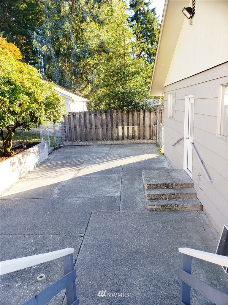 4108 Petersville Road Northeast Bremerton, WA 98310 - Photo 17 of 29 Gallery Image 17