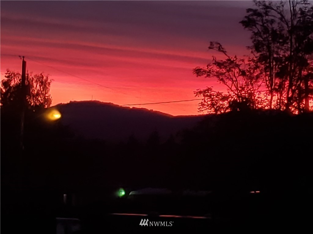 4108 Petersville Road Northeast Bremerton, WA 98310 - Photo 21 of 29 Gallery Image 21