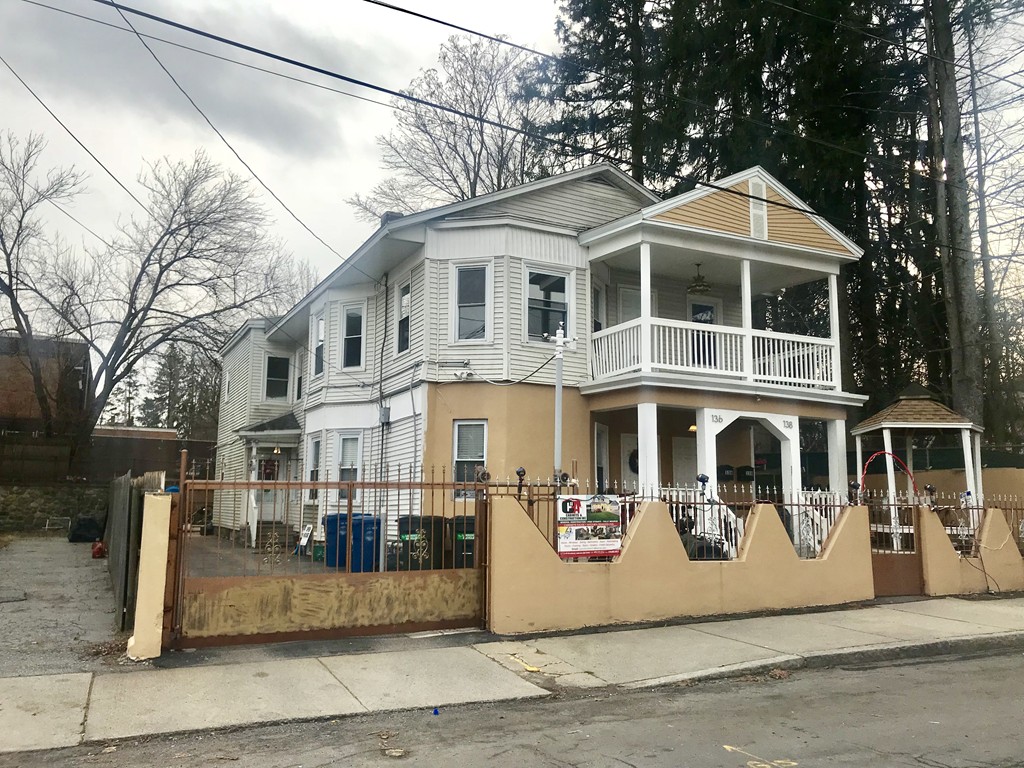 136-138 Butler Street Lawrence, MA 01841 - Photo 2 of 10