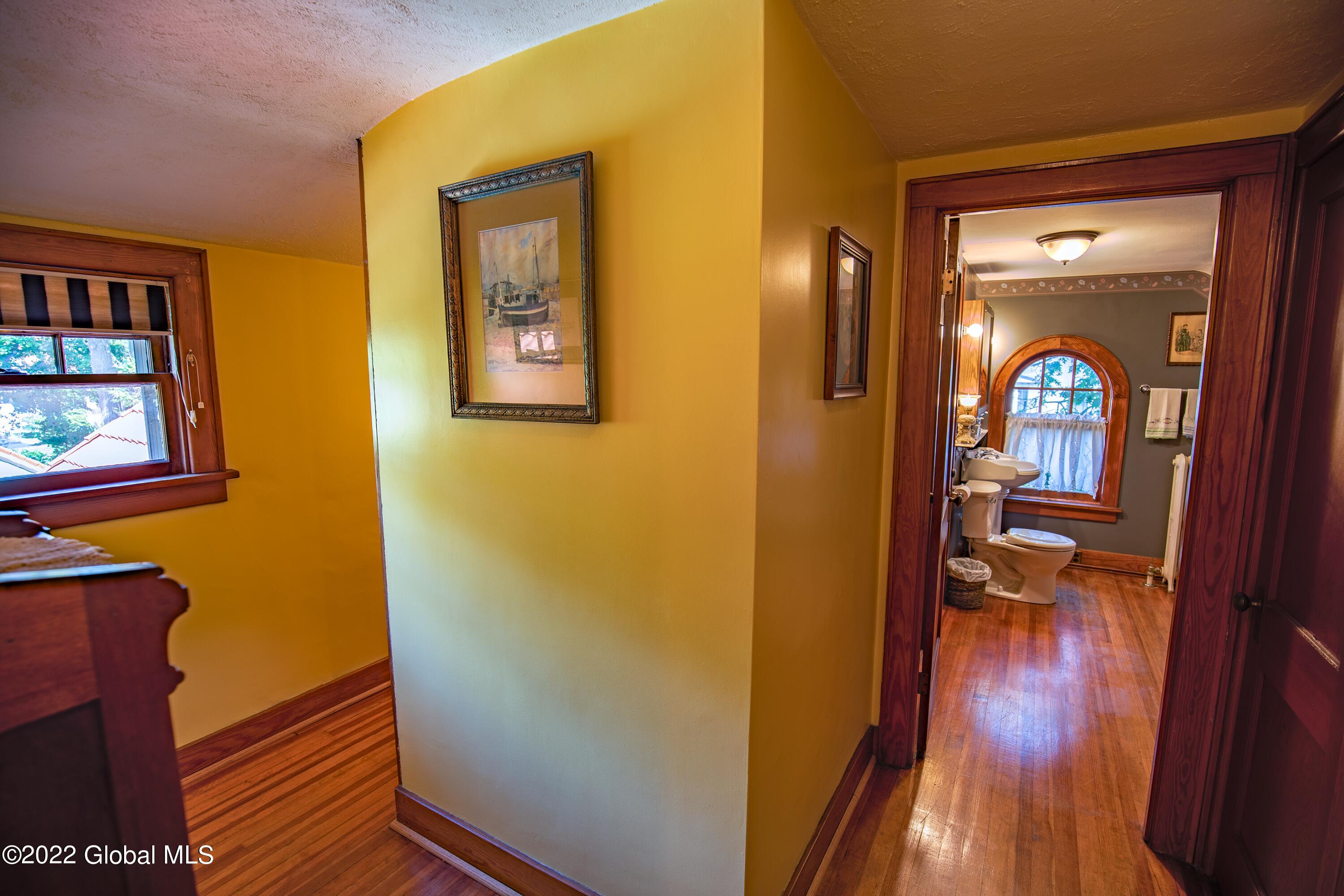 1163 Avon Road Schenectady, NY 12308 - Photo 47 of 51 50