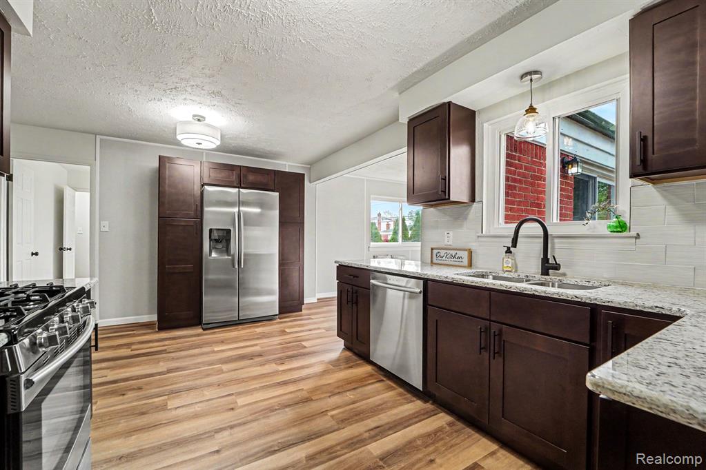 12922 East 13 Mile Road Warren, MI 48088 - Photo 6 of 16