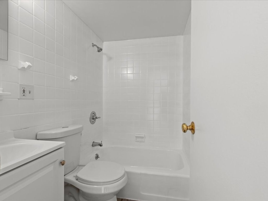 110 Lanark Road, Unit 10 Boston, MA 02135 - Photo 12 of 25