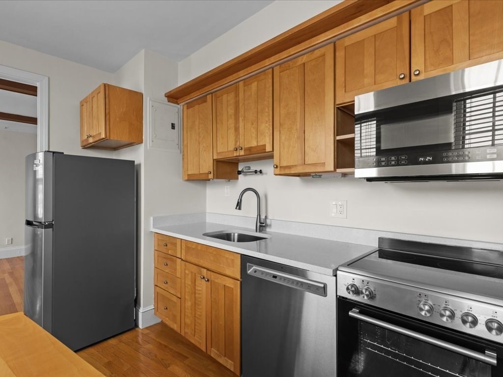 110 Lanark Road, Unit 10 Boston, MA 02135 - Photo 4 of 25