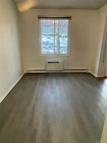 $3,250 | 130 Colonial Parkway, Unit 3D, Yonkers, NY 10710