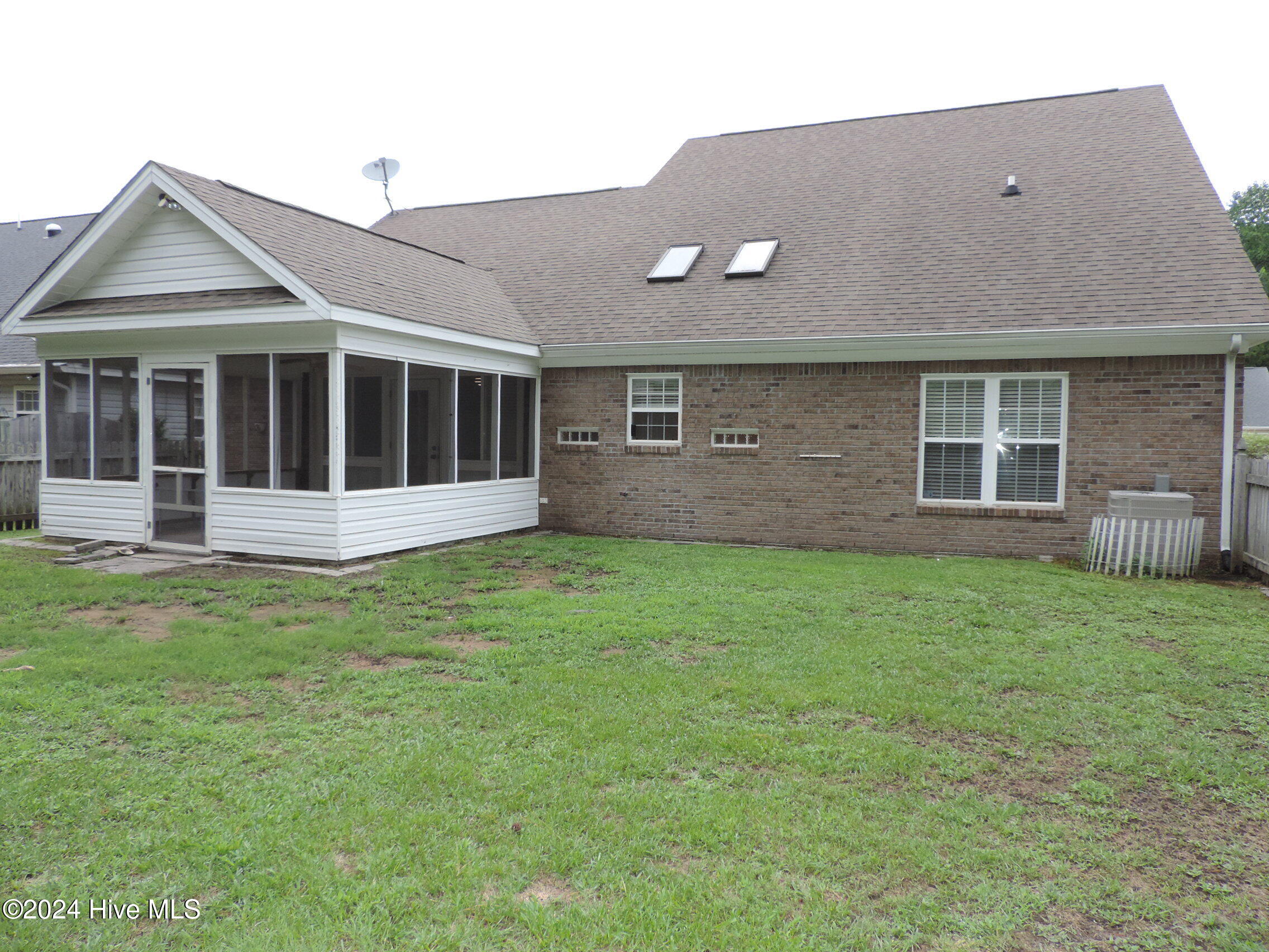 327 Neuchatel Road New Bern, NC 28562 - Photo 27 of 27 desirable Taberna home