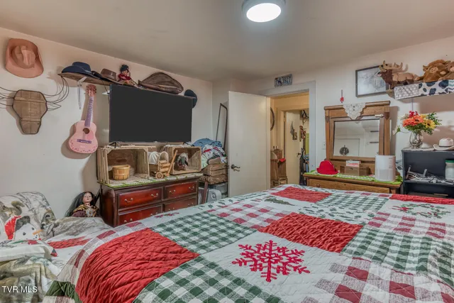 $250,000 | 3004 Cane Creek Road, Bakersville, NC 28705