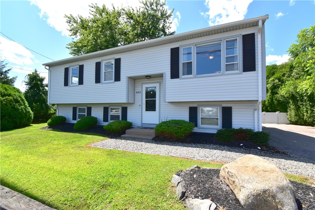 603 Point Judith Road Narragansett, RI 02882 - Photo 1 of 40 Gallery Image 1