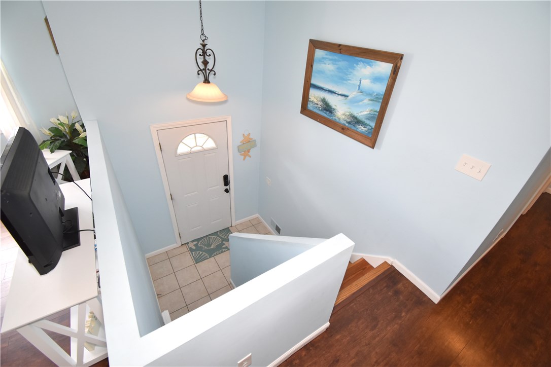 603 Point Judith Road Narragansett, RI 02882 - Photo 5 of 40 Gallery Image 5