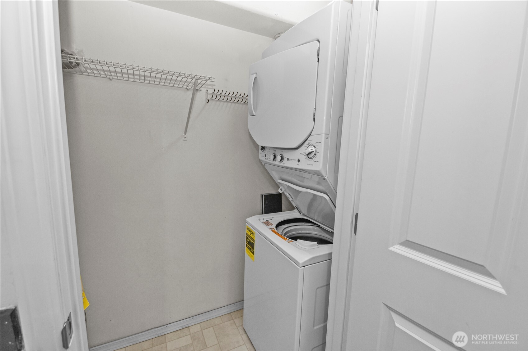 2522 Rucker Avenue, Unit 408 Everett, WA 98201 - Photo 32 of 40 Gallery Image 32