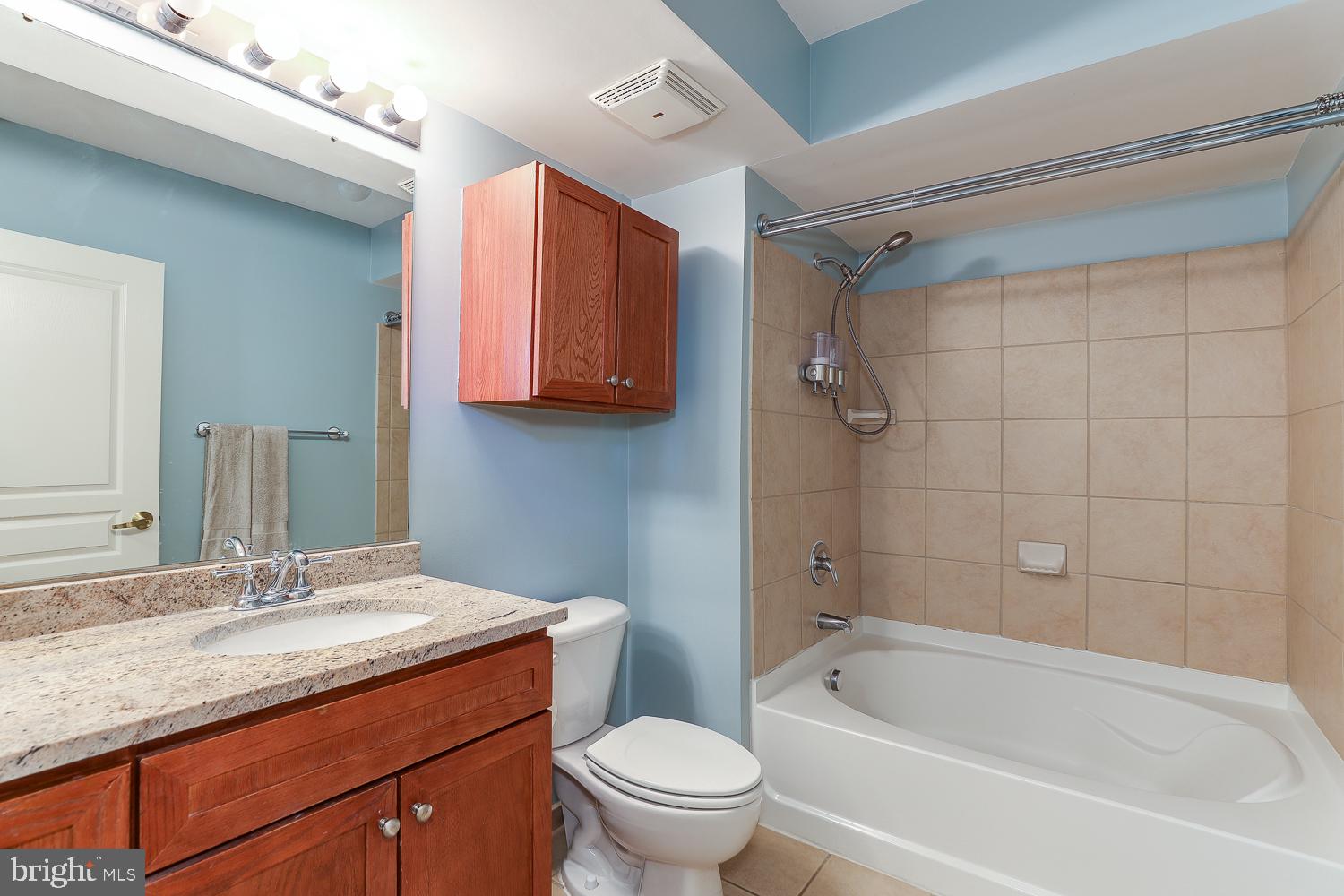 616 E Street Northwest, Unit 819 Washington, DC 20004 - Photo 14 of 26