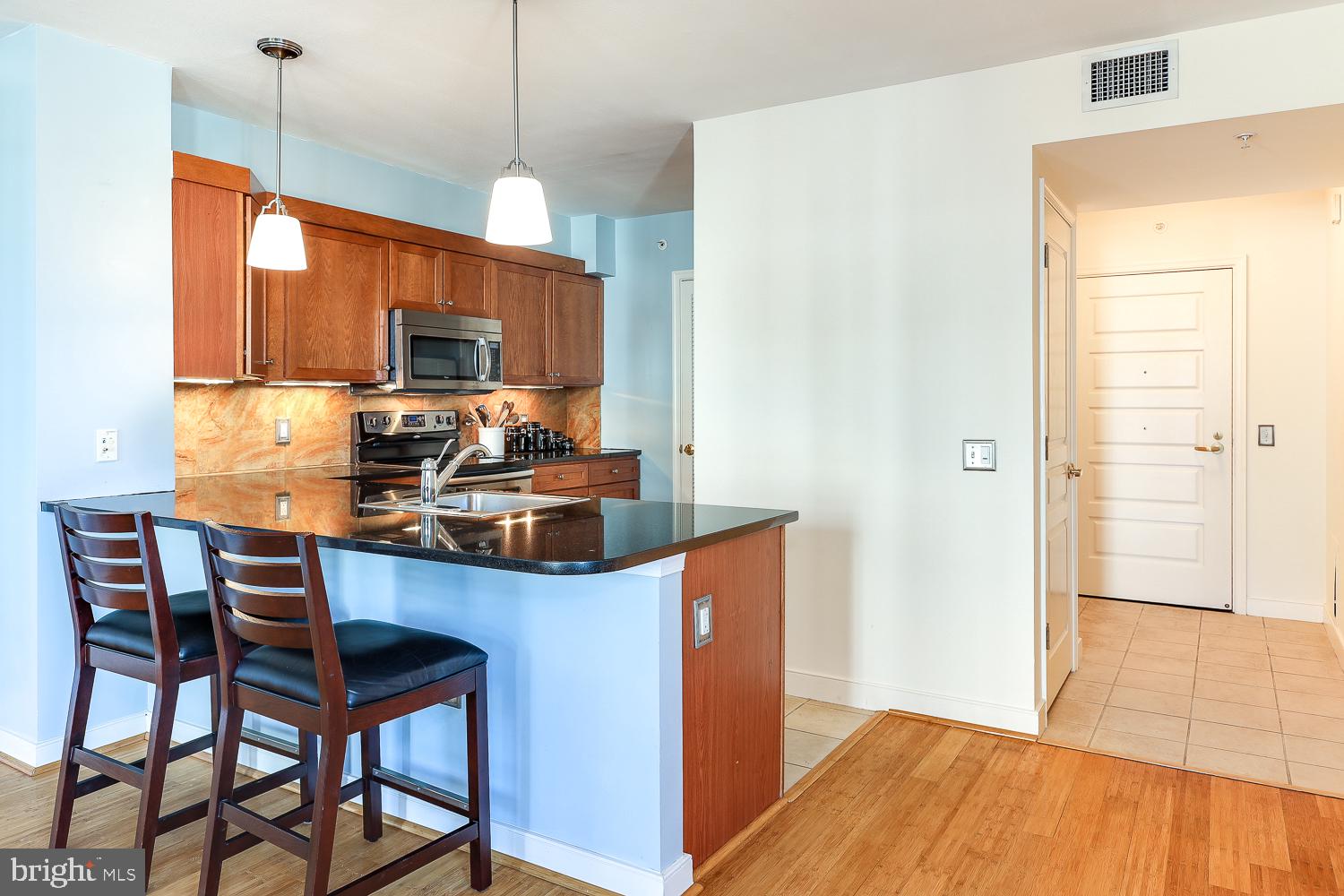 616 E Street Northwest, Unit 819 Washington, DC 20004 - Photo 7 of 26