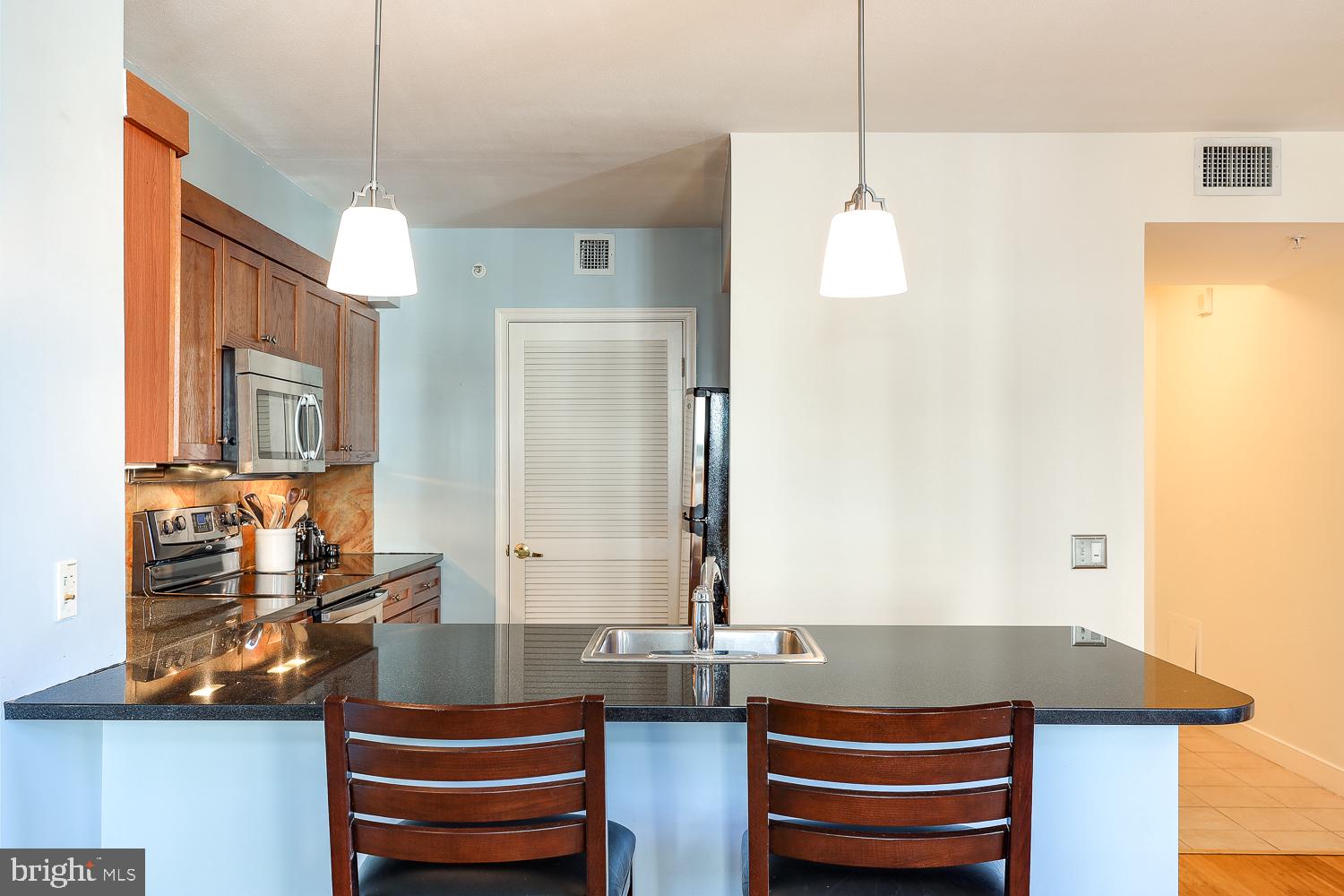 616 E Street Northwest, Unit 819 Washington, DC 20004 - Photo 8 of 26