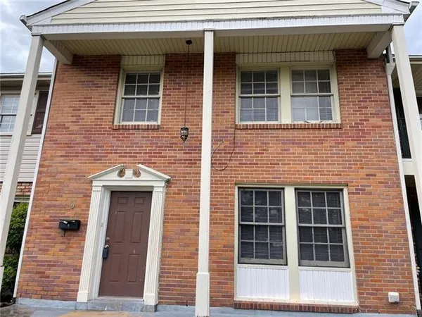 $1,800 | 230 Terry Parkway, Unit D, Terrytown, LA 70056