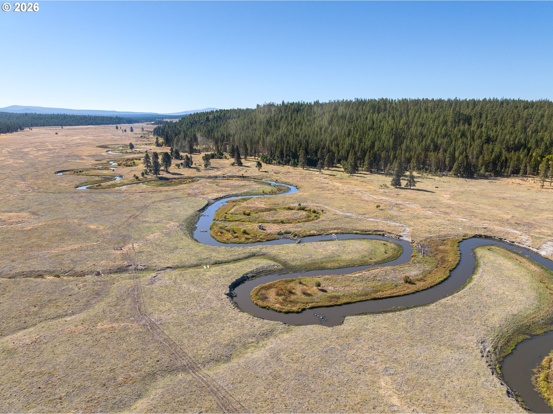 300 49 Road Chiloquin, OR 97624 - Photo 4 of 38