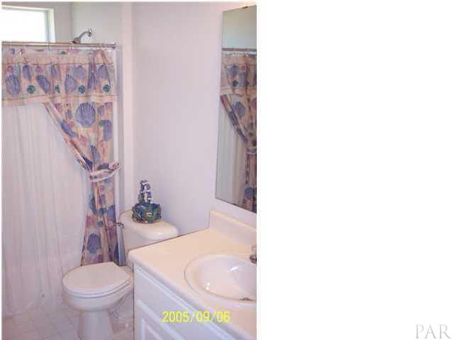 104 Gunwale Road Pensacola, FL 32507 - Photo 6 of 12 Gallery Image 6