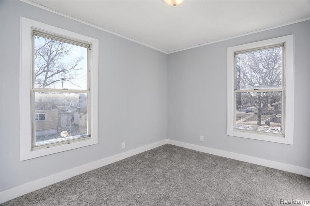 21019 Waltham Road Warren, MI 48089 - Photo 14 of 17