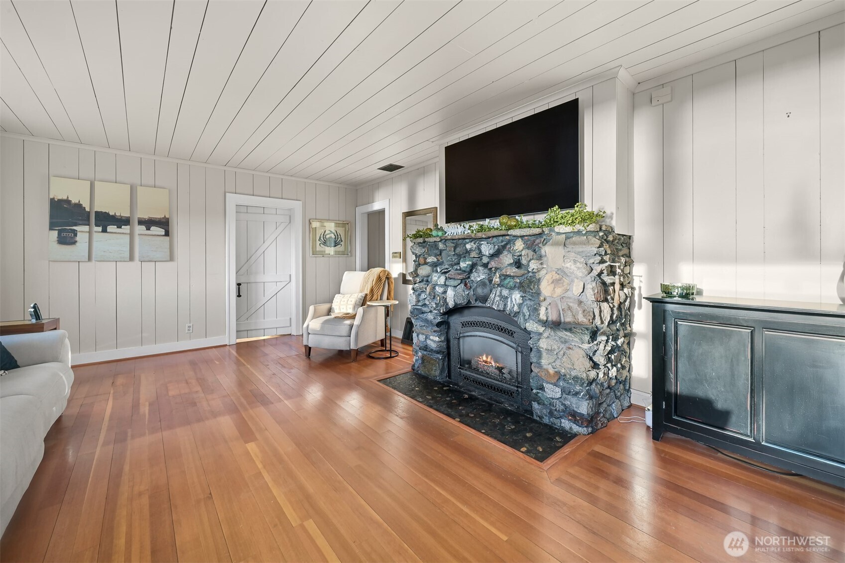 945 Chuckanut Mountain Drive Bellingham, WA 98229 - Photo 16 of 40