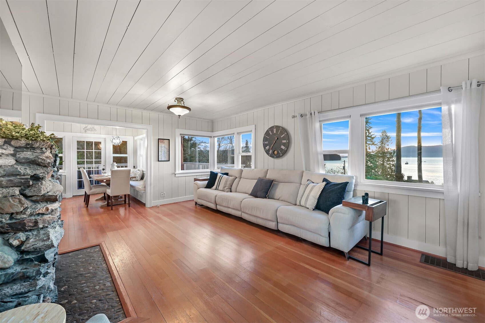 945 Chuckanut Mountain Drive Bellingham, WA 98229 - Photo 17 of 40