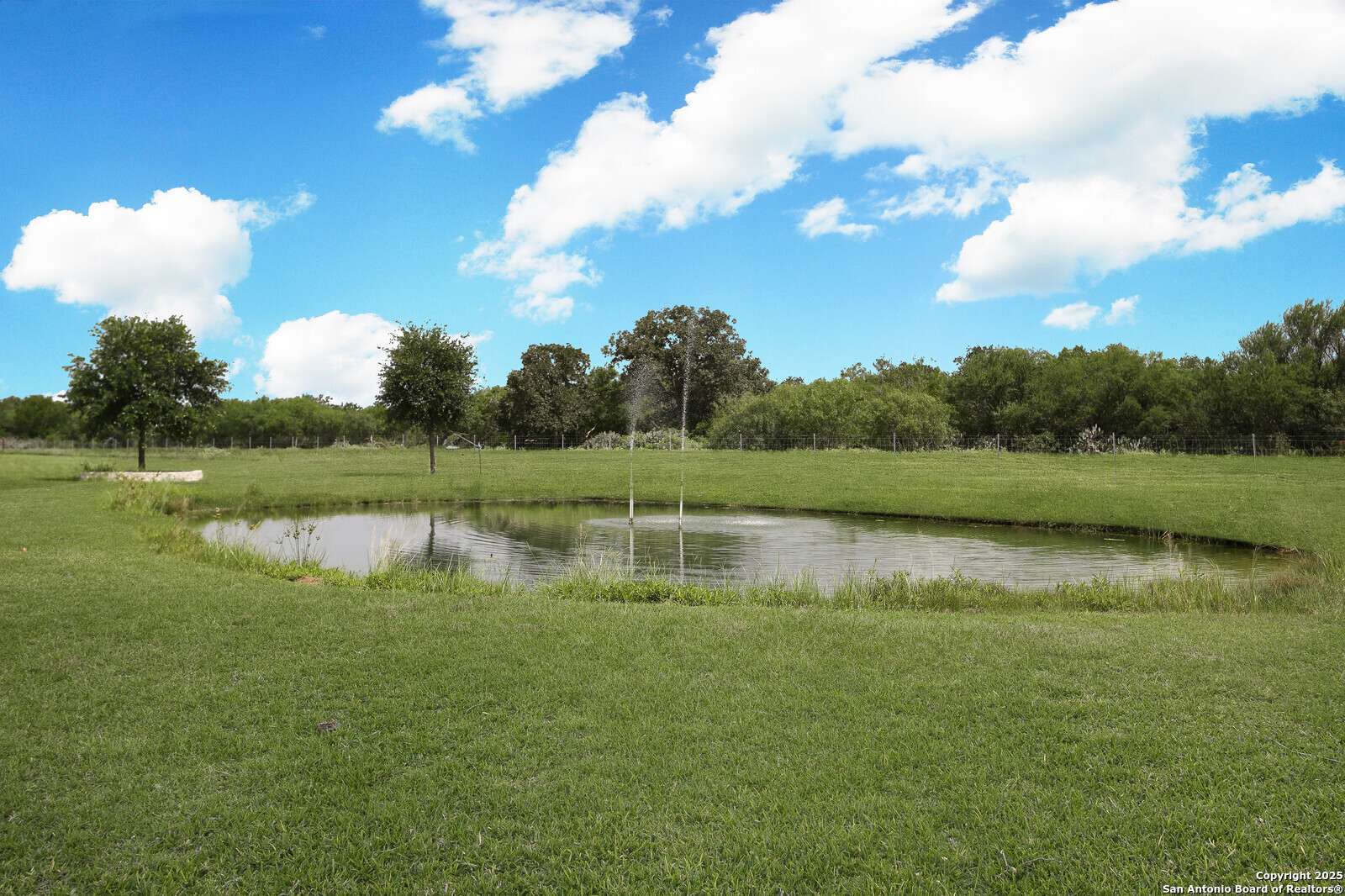 891 Hopkinsville Road Cuero, TX 77954 - Photo 24 of 36 a view of a lake