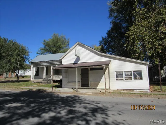 $15,000 | 515 North 7th Street, Louisiana, MO 63353
