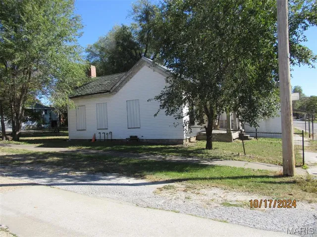 $15,000 | 515 North 7th Street, Louisiana, MO 63353