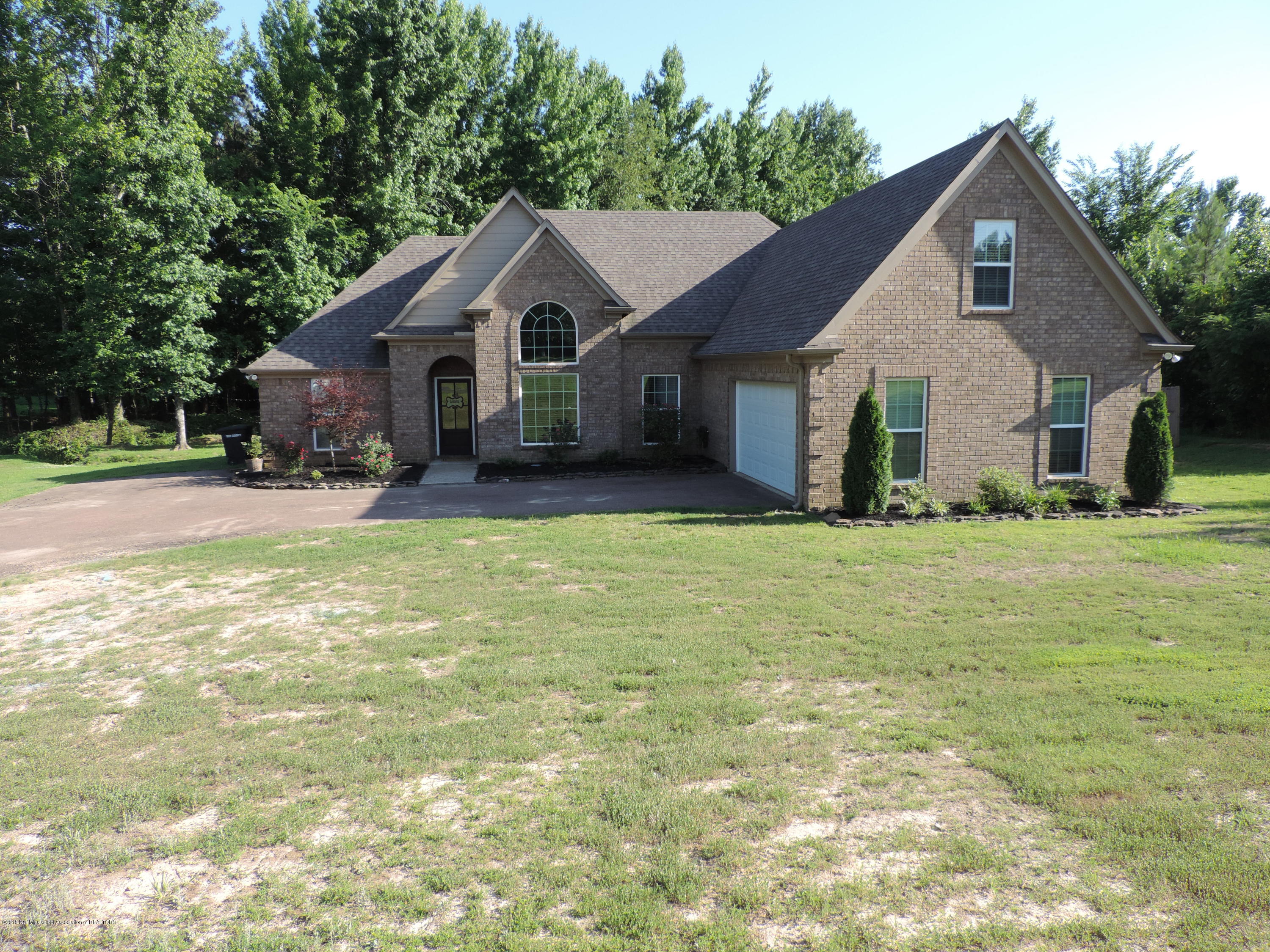 7104 Yellow Dog Road Senatobia, MS 38668 - Photo 1 of 23 DSCN4950