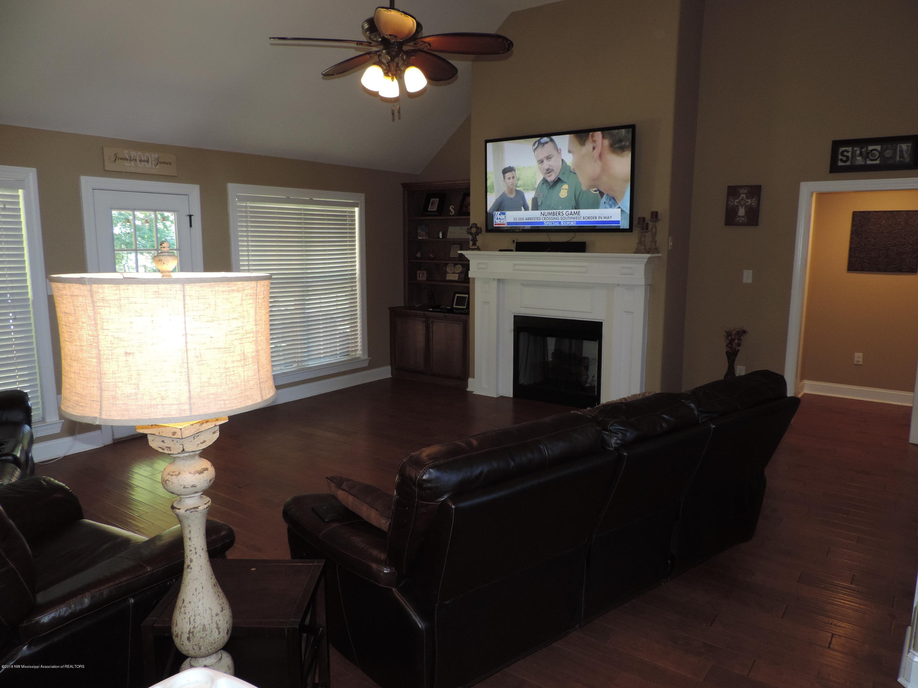 7104 Yellow Dog Road Senatobia, MS 38668 - Photo 3 of 23 DSCN4924