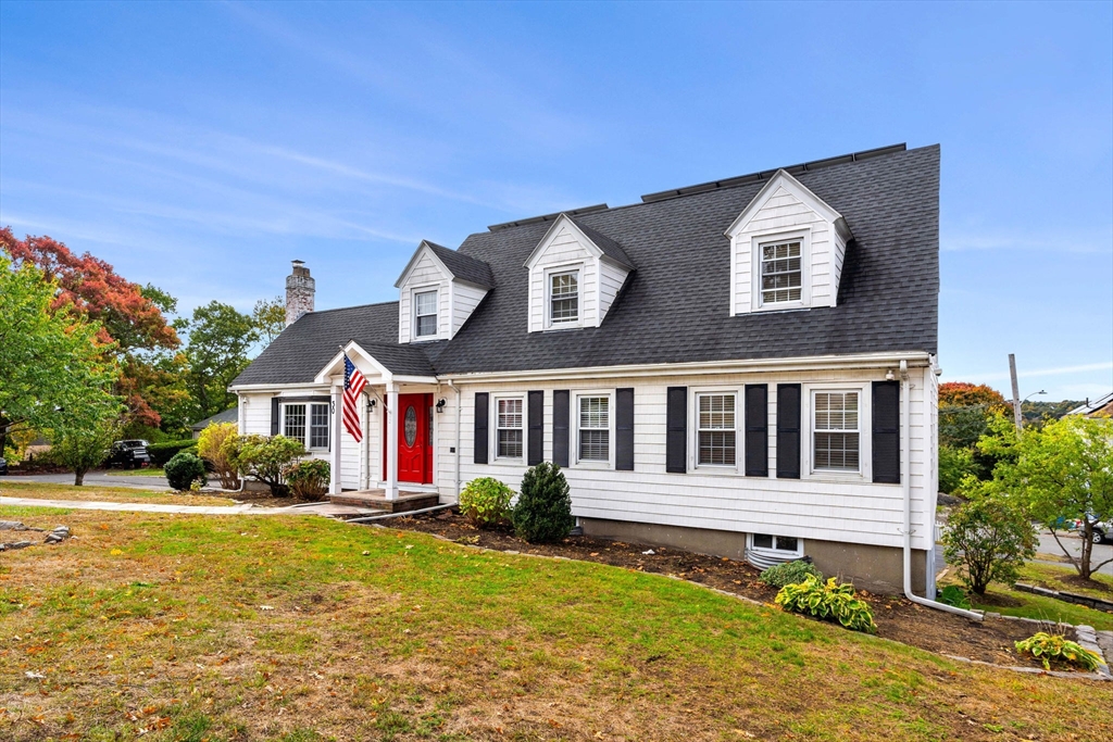 30 Ridge Avenue Lynn, MA 01905 - Photo 1 of 33 Gallery Image 1