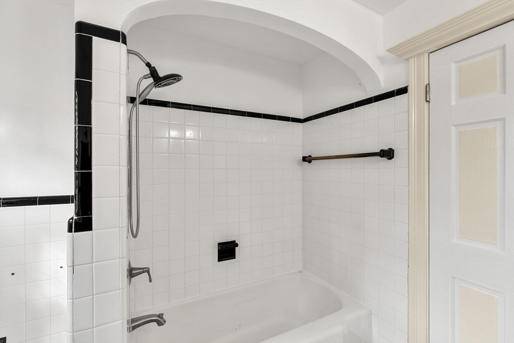 30 Ridge Avenue Lynn, MA 01905 - Photo 19 of 33 Gallery Image 19