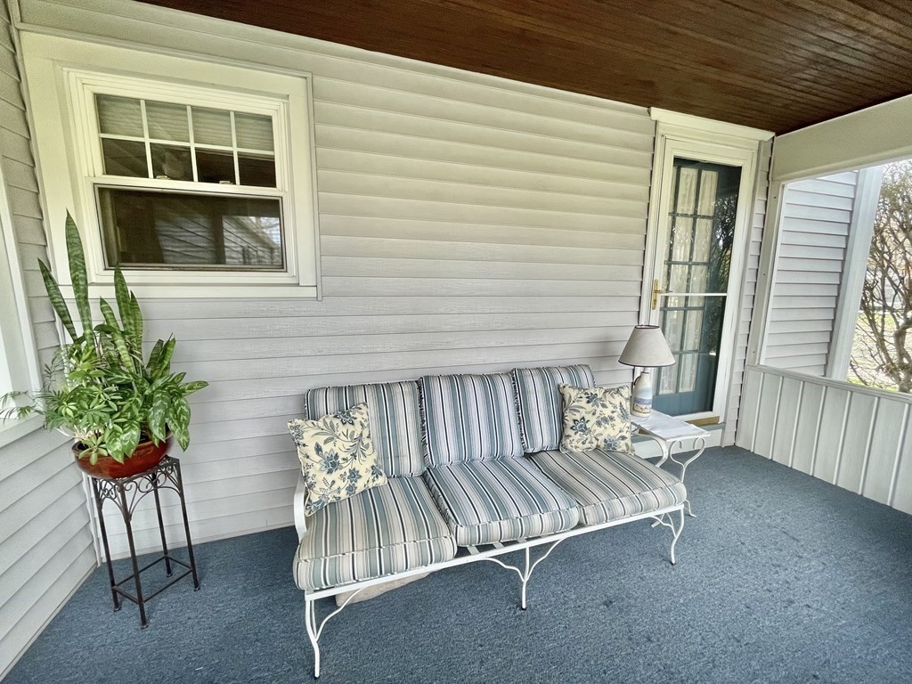89 Wexford Street Springfield, MA 01118 - Photo 28 of 38 a view of porch with seating space