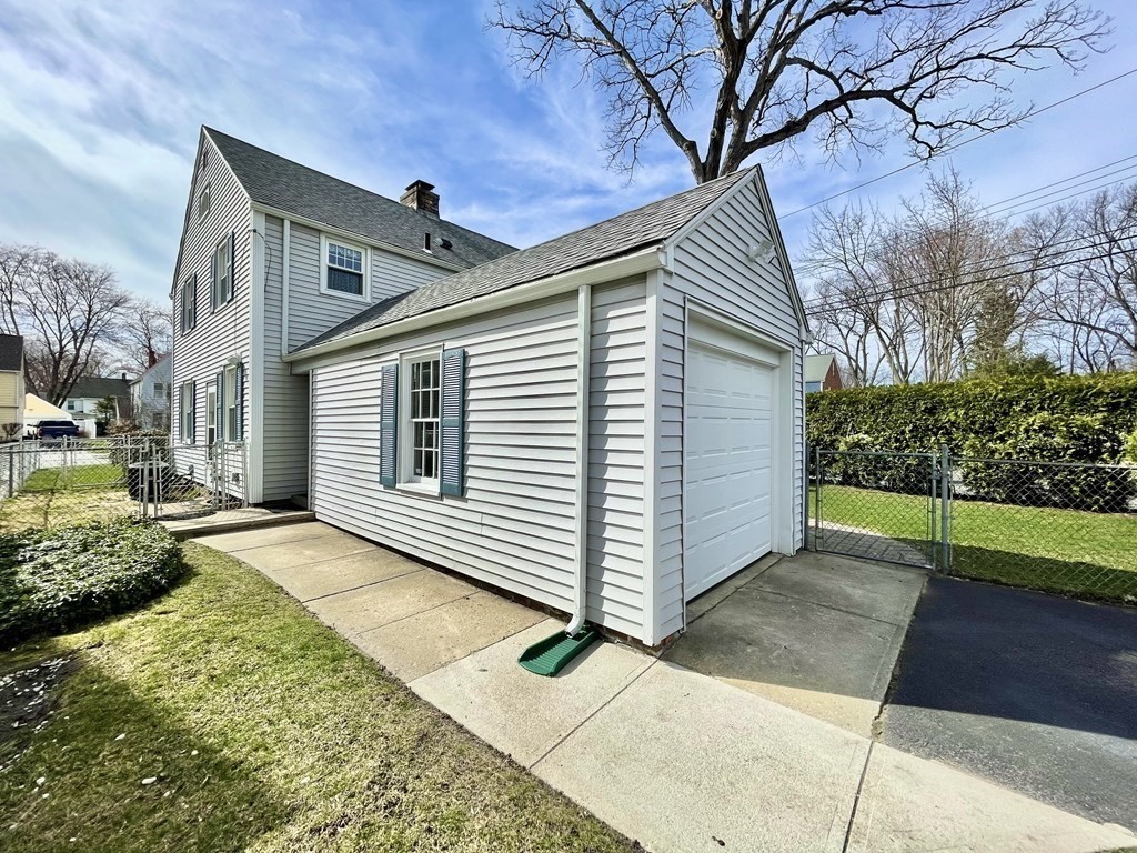 89 Wexford Street Springfield, MA 01118 - Photo 34 of 38 a view of backyard of house and trees