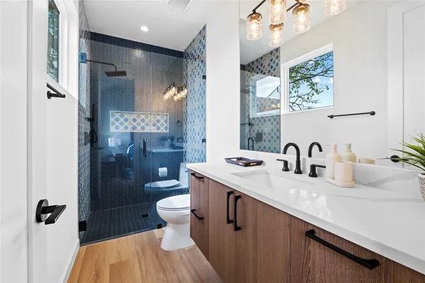 $3,950 | 506 Krebs Lane, Unit 3, Austin, TX 78704