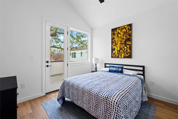 $3,950 | 506 Krebs Lane, Unit 3, Austin, TX 78704