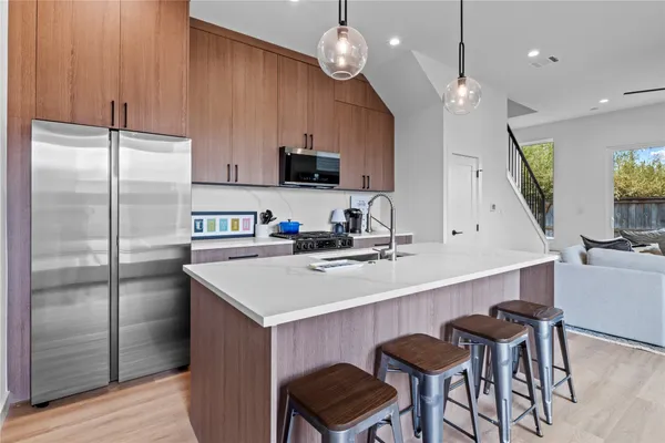 $3,950 | 506 Krebs Lane, Unit 3, Austin, TX 78704