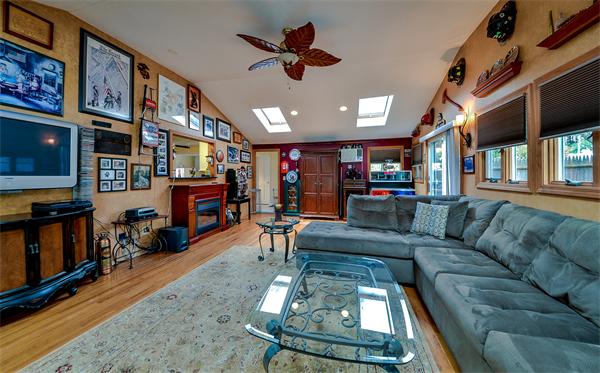 58 Joseph Road Framingham, MA 01701 - Photo 7 of 24 Gallery Image 7