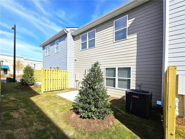 $2,300 | 334 Lanier Circle, Woodstock, GA 30189