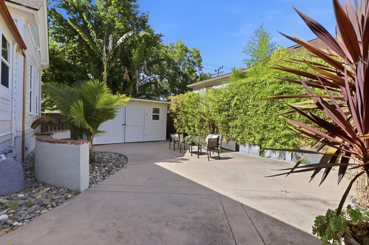 194 4th Street Gilroy, CA 95020 - Photo 5 of 61