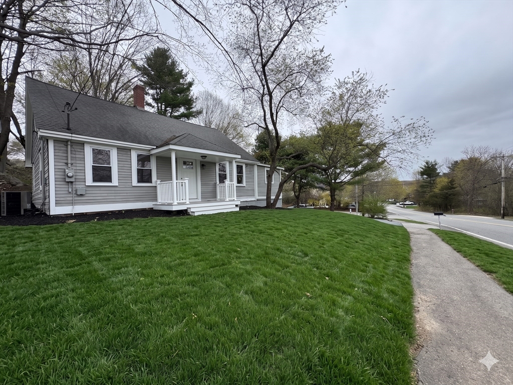 98 Elm Street Blackstone, MA 01504 - Photo 2 of 42 Gallery Image 2
