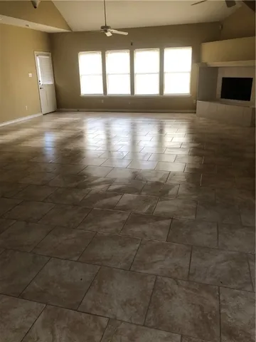a view of empty room with window