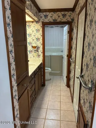 $274,900 | 2500 Ratliff Road, Raymond, MS 39154