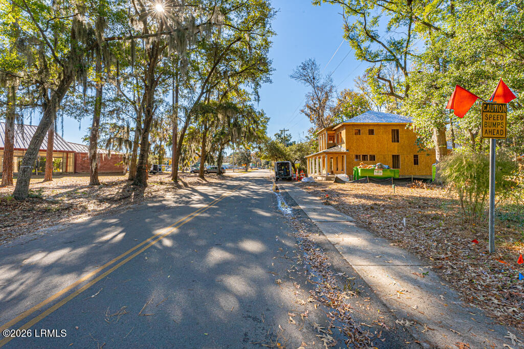 56 Pritchard Street Bluffton, SC 29910 - Photo 12 of 33 56 Pritchard St, Bluffton-7