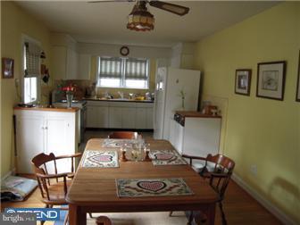 1626 Prospect Ridge Boulevard Haddon Heights, NJ 08035 - Photo 4 of 11 Dining Room